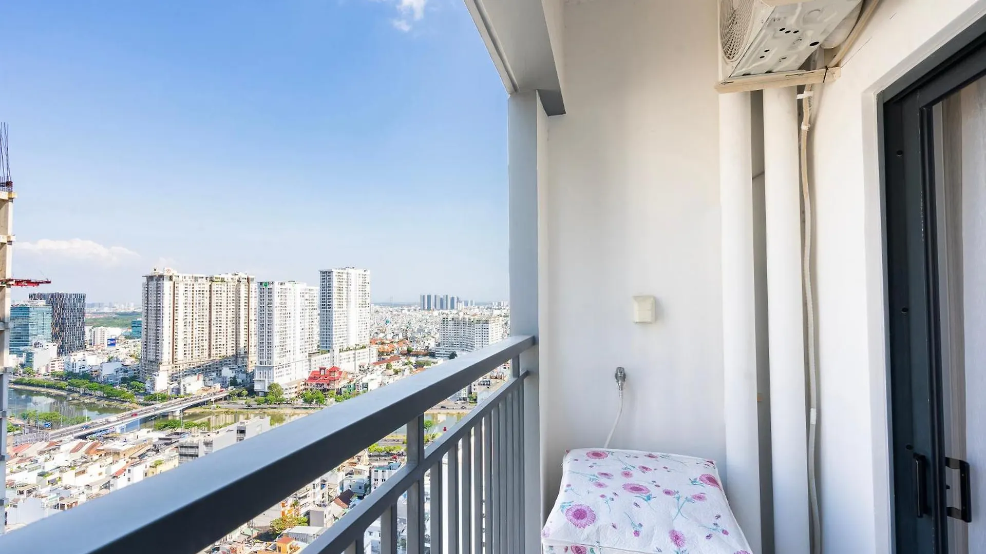 Rubi Home - Soho Apartment & Hotel District 1 Ho Chi Minh City